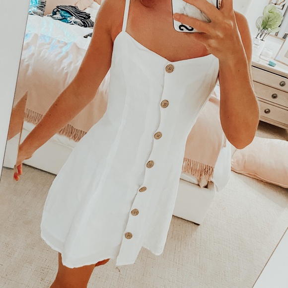 Abercrombie & Fitch Dresses & Skirts - A&F white bottom down dress